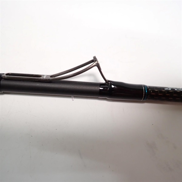 １６エメラルダスストイストＡＧＳ　ＩＬ８３Ｍ
